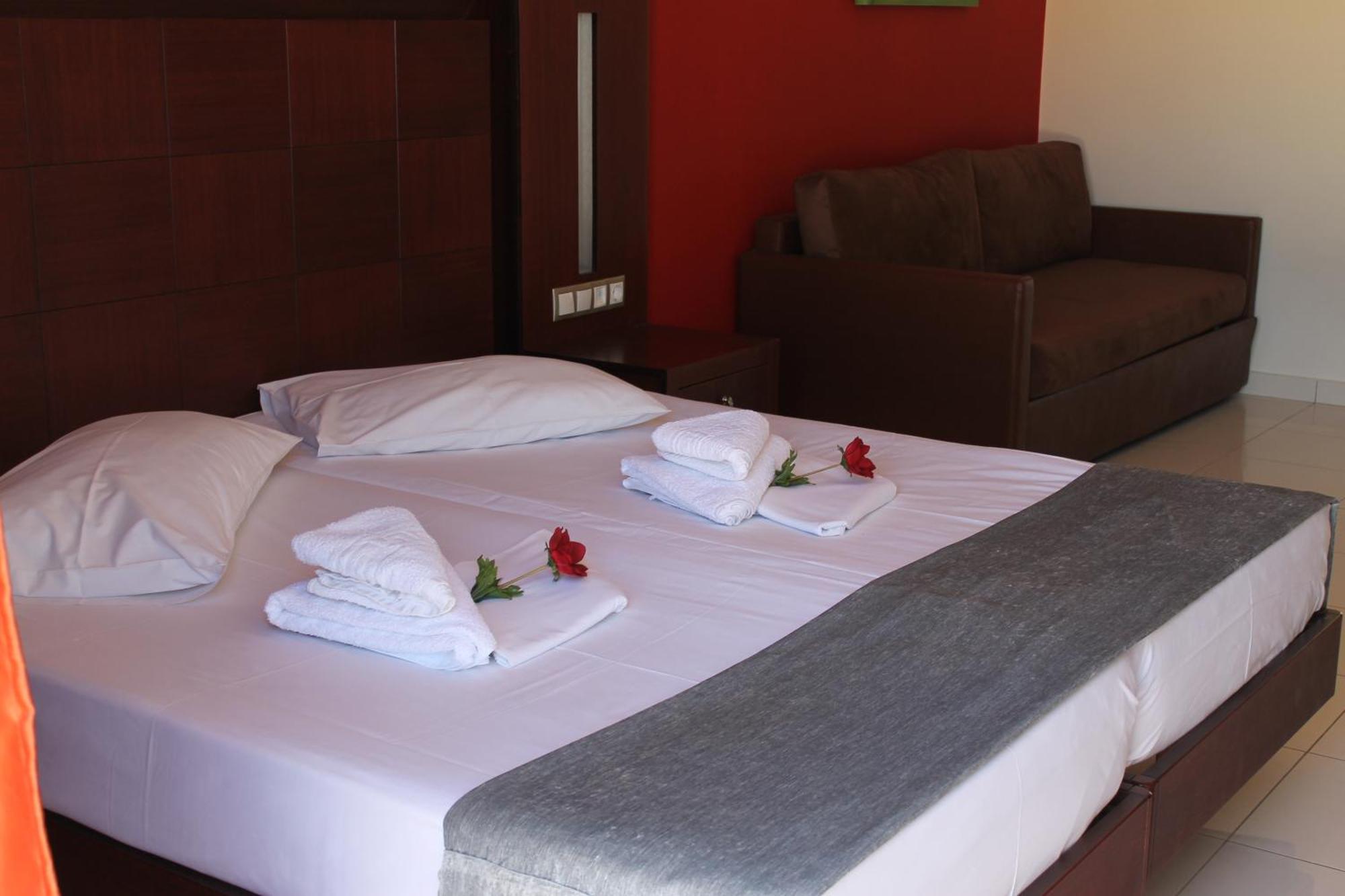 Hotel La Caretta S1 *